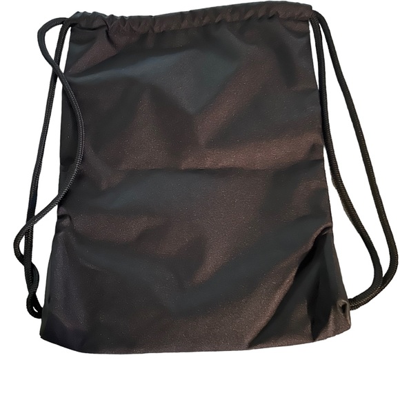 Adidas drawstring backpack. - Picture 4 of 4